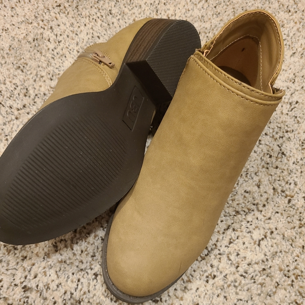 Brown boots